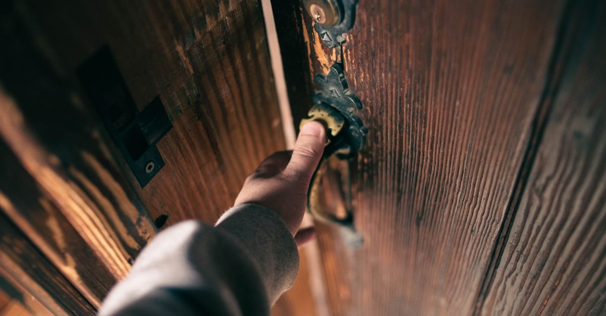How Much Should an Emergency Locksmith Cost Near Me? — 5th Ave Locksmith Brooklyn