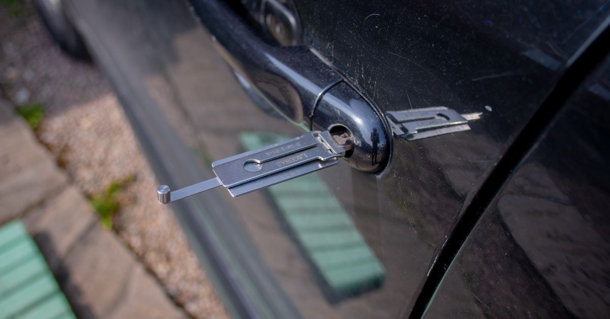 Factors That Determine the Cost of Car Key Replacement in Brooklyn — 5th Ave Locksmith Brooklyn