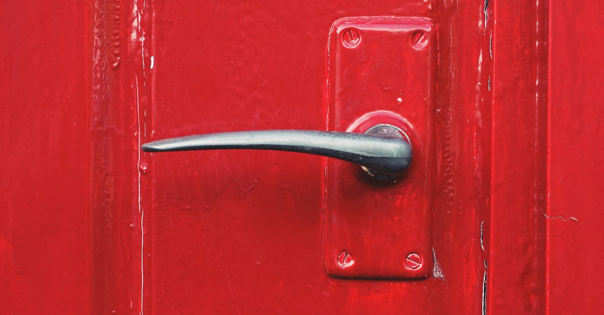 What Our 24-Hour Locksmith Service Actually Covers — 5th Ave Locksmith Brooklyn